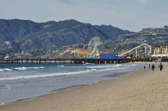 Praia de Santa Monica, em Los Angeles, na Califórnia - EUA